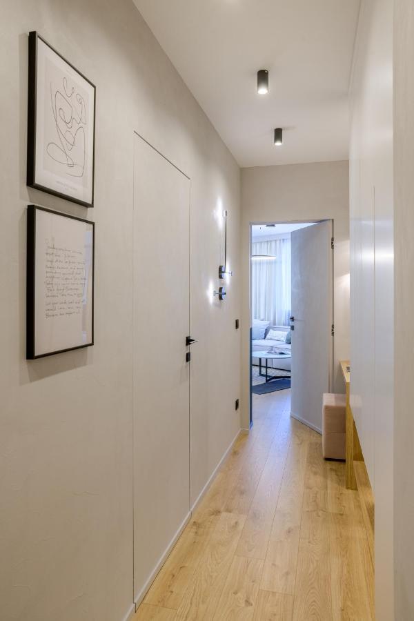 Апартамент Жасмин С Частен Гараж - Jasmin Apartment With Private Garage Varna Exterior photo